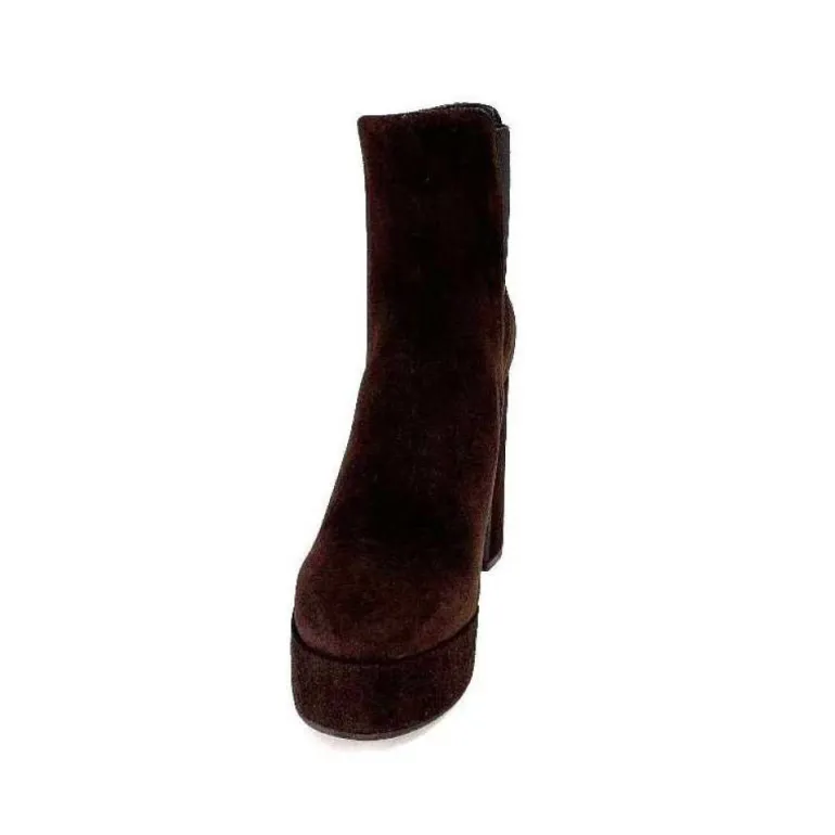 Chantal 2196 Daim Marron