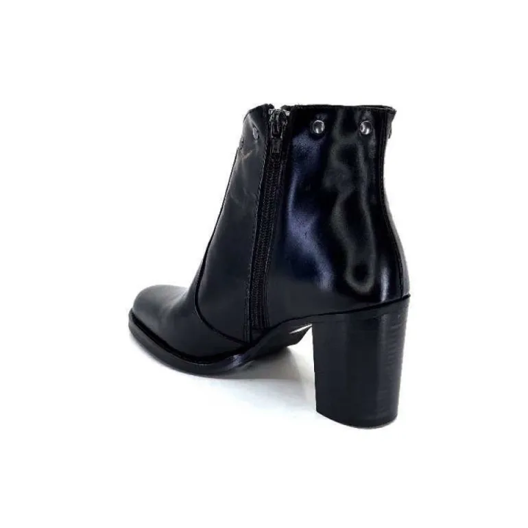 Ivoire 8016 Cuir Noir