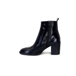 Ivoire 8233 Cuir Noir