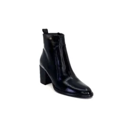 Ivoire 8233 Cuir Noir