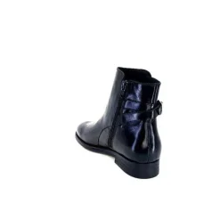Ivoire 8234 Cuir Noir