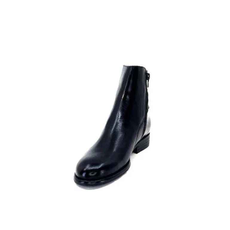 Ivoire 8234 Cuir Noir