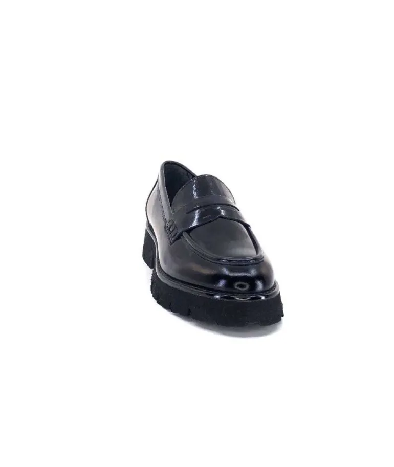 Ivoire 108606 Cuir Vernis Noir