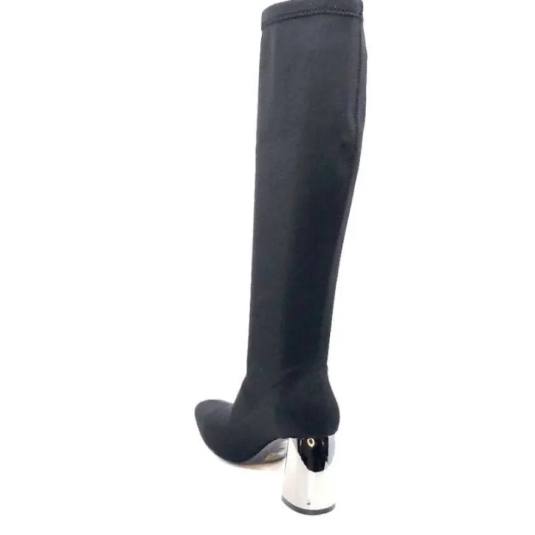 Ivoire B335-05 Microfibre Noir