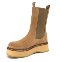 Paloma Barcelo Eerin Daim Nocciolata