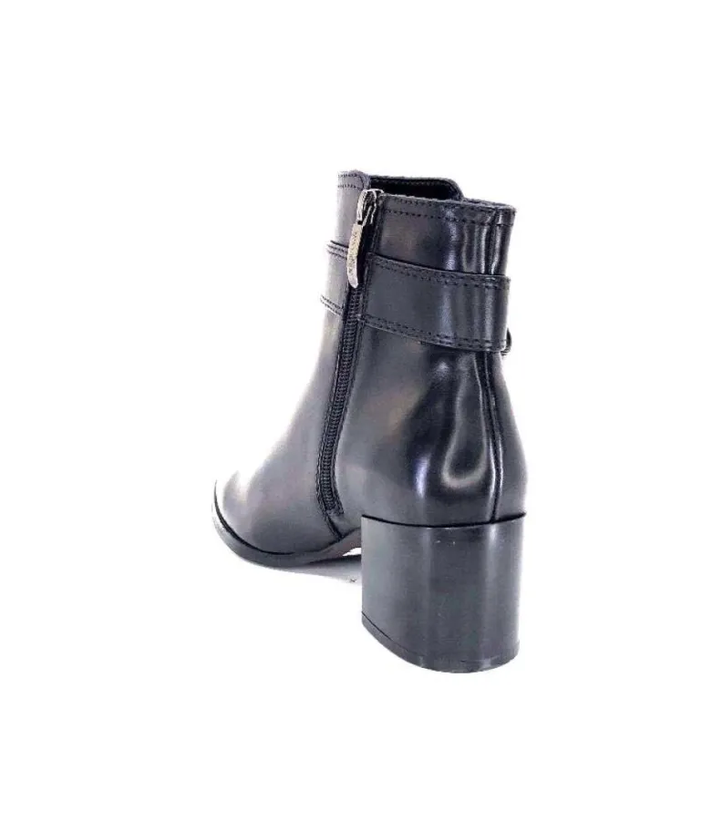 Regarde Le Ciel Taylor 34 Cuir Noir